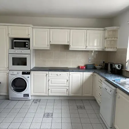 Holiday home Feather Bed 3 Bedroom House *